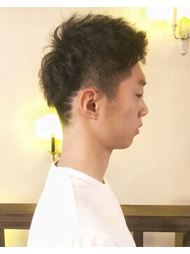 ロイ プラスアティック(roi ＋attic) 谷町6丁目美容室◆異空間美容室roi◇