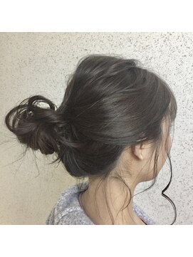 エイト プラット 渋谷2号店(EIGHT plat) ふんわりウェーブニュアンスアレンジ【渋谷】【渋谷駅】