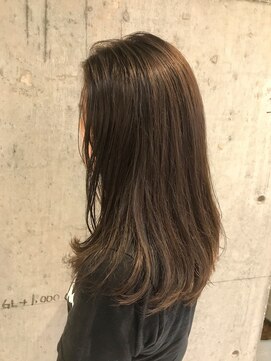 ル リヤン(Le lien) グレージュ・レイヤーセミロング