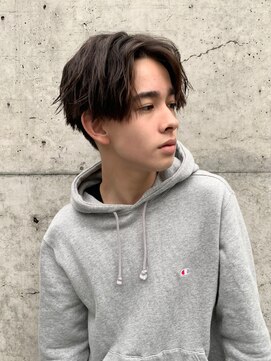 フィフス(fifth) スパイラルパーマ　トランクスヘア　くせ毛風パーマ△