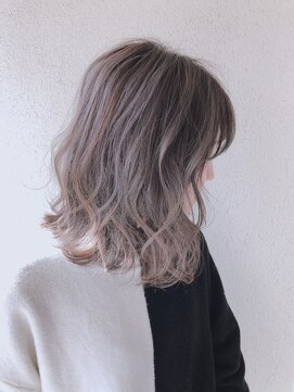 デュオ(DUO) 透け感グレージュ