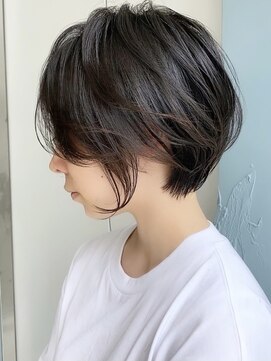 ビュー フクオカ(VIEW FUKUOKA) 美髪オトナかわいいホワイトグレージュネビージュショートパーマ