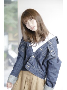 アフロディーテ 銀座(APHRODITE GINZA) ミディアム/デザインカラー/斜めバング/シルキーベージュ/銀座