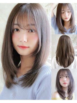 アフロート ルヴア(AFLOAT RUVUA) ふわっとレイヤー×透明感シルバーアッシュ【京佳】