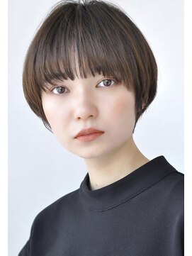 トリッカ 代官山(tricca) 艶、丸みショート/透明感アッシュブラウン