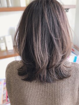 リアル(REAL) ヌーディーベージュ×くびれレイヤー