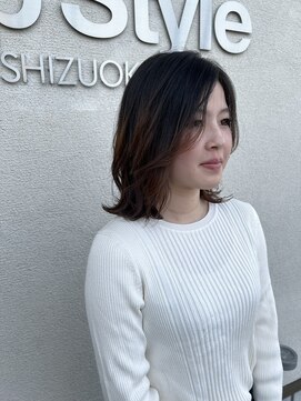 トップスタイル シズオカ(TopStyle SHIZUOKA) ミディアム×レイヤー×美髪