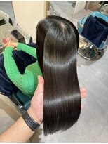 リラエ(Lyrae)&nbsp;縮毛矯正/髪質改善/美髪カラー/トリートメント【大阪/西梅田】