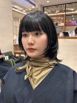 ピークアブー 銀座並木通り(PEEK-A-BOO) オシャレウルフ女子レイヤーブルーブラック