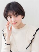大人かわいい！しっとりツヤ質感の暗髪ショート