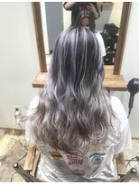 リフル 八王子(RIFULL)&nbsp;ハイライト　バレイヤージュ　ショート　レイヤー　髪質改善