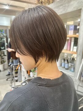 ロンドネートゥル 新潟(Lond naitre) 似合わせカット/ダークアッシュ/ショート