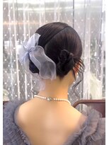 オブヘアー オモテサンドウ(Of HAIR OMOTESANDo)&nbsp;タイトツインヘア