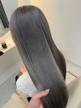 シダ(sida SAIIN) シルバーグレージュ