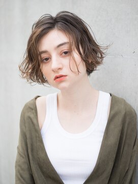 メイクス 表参道(MAKE'S omotesando) ジェンダーレスな切りっぱなしボブ
