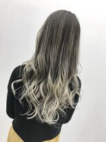 ヴィトゥレイ(Betray) Betray back shot catalog