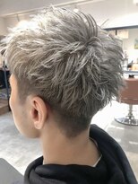 ルフ ヘアーデザイン(ruf hair design) 【ruf hair design】ツーブロックホワイトカラー