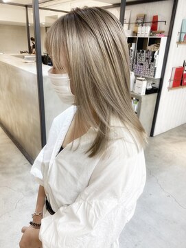 リンドトウキョウ(LINDO TOKYO) YA29_ホワイトミルクティーベージュ/ハイトーン/ダブルカラー