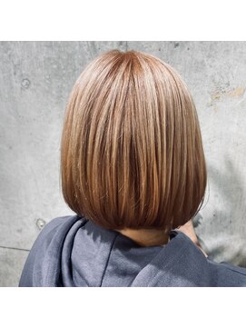 ルート(root) サーモンピンクベージュ