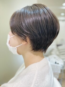 レンジシキチジョウジ (RENJISHI KICHIJOJI) すっきりショートボブ【RENJISHI 松岡】