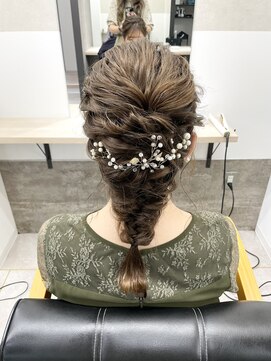 ジゼル 博多(GiseL) 編みおろし♪【博多ヘアセット】