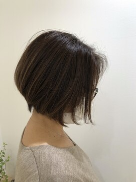 アッシュ 町田駅前通り店(Ash) 【Ash町田駅前通り店　大工園知広】丸みのあるボブ