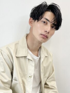 ネオリーブ クーロ(Neolive curro) ゆるスパイラルパーマでアンニュイおしゃれヘア◎