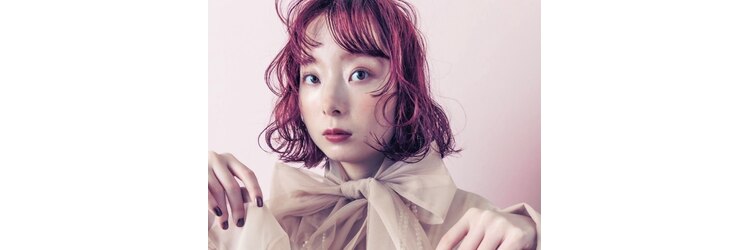 ティティアンバイイザ(titian by IZA)のサロンヘッダー