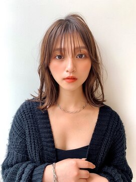 外ハネくびれヘアロブボブ20代30代40代ハイライトカラー