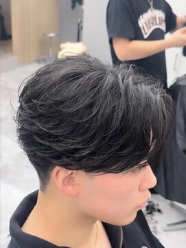 オムセラ(HOMME SERA) 【HIROTO】フェザーパーマ