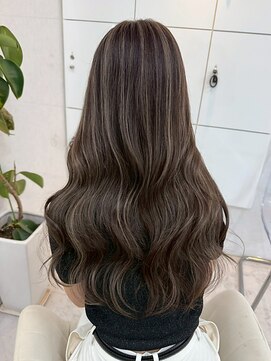 アリープアウル(ALEAP owl) ハイライト/ダークグレージュ/レイヤーカット/ロング