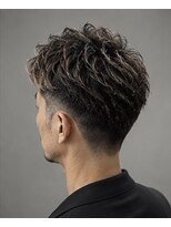 サロンドシロ(salon.de.SHILO)&nbsp;麻布十番/メンズショート/ハイライト/メンズカット/メンズ髪型