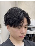 刈り上げセンターパート/波巻きツイストスパイラル/円町