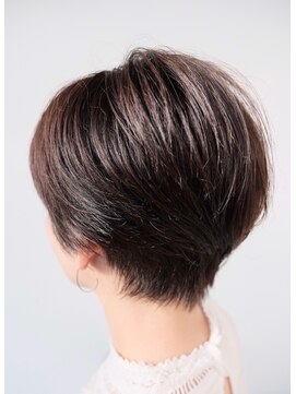 ピントヘアーワークスソウコ(PINT HAIR WORKS SOKO) 小顔　ショートボブ
