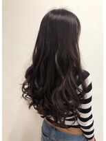 ボルジェ(Bolge)&nbsp;美髪も美肌も叶えるロングヘア【須山絵津子】