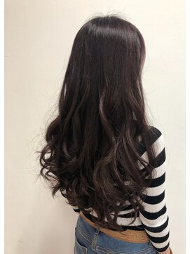 ボルジェ(Bolge) 美髪も美肌も叶えるロングヘア【須山絵津子】