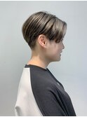 short(ハンサムショート、グレーベージュ、エッジショート)
