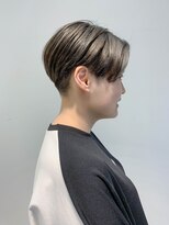 テトヘアー(teto hair) short(ハンサムショート、グレーベージュ、エッジショート)