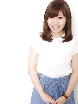 クォーターリゾート(QUARTER RESORT) ストレート 毛先パーマ　　簡単スタイリング　　デザインカラー