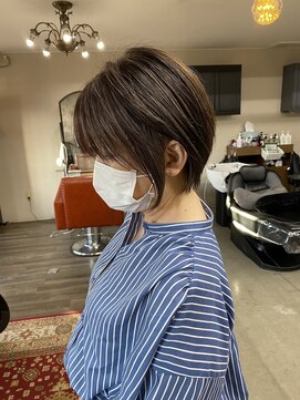 モニュメント(Monument) 大人可愛い風ショートボブ