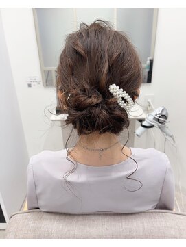 フレーム ヘア ルーム 天王寺駅前店(FRAME hair room) 大人可愛いシニヨンアレンジ