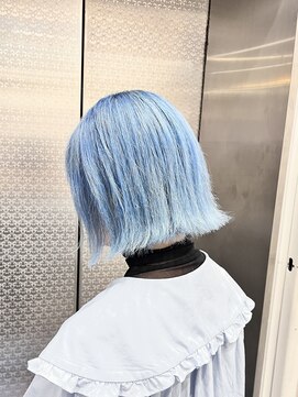 ファイブバイジエクト 堀江(FIVE by The Ect) 薄～い水色外ハネボブ