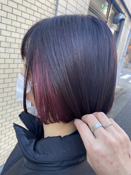 アンゼリカ(anzelica) 切りっぱなしボブ
