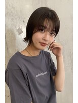 ガーデン オオタカノモリ(garden otakanomori)&nbsp;大人可愛い外ハネ切りっぱなしボブ×アッシュグレーベージュ