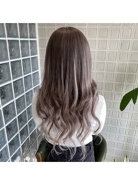 ボアップ 新居浜店(boappu) #ケアブリーチ#グレージュカラー#プルエクステ