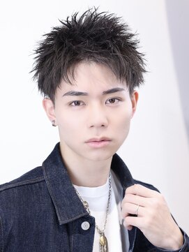 リップス レイ ギンザ(LIPPS Ray GINZA) アップバングショートツーブロック刈り上げ