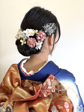 イーエル フレスコ(e.ll fresco) アップスタイル成人式ヘア