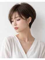 スラッシュ(SLASH)&nbsp;【SLASH】コンパクトなフォルムにフェミニンさを加えたショート