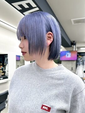 ヒビヲ 天神警固(HIBIO) 顔周りレイヤーカットダブルカラーケアブリーチレイヤーボブ