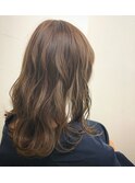 ハイライトアッシュベージュ。
